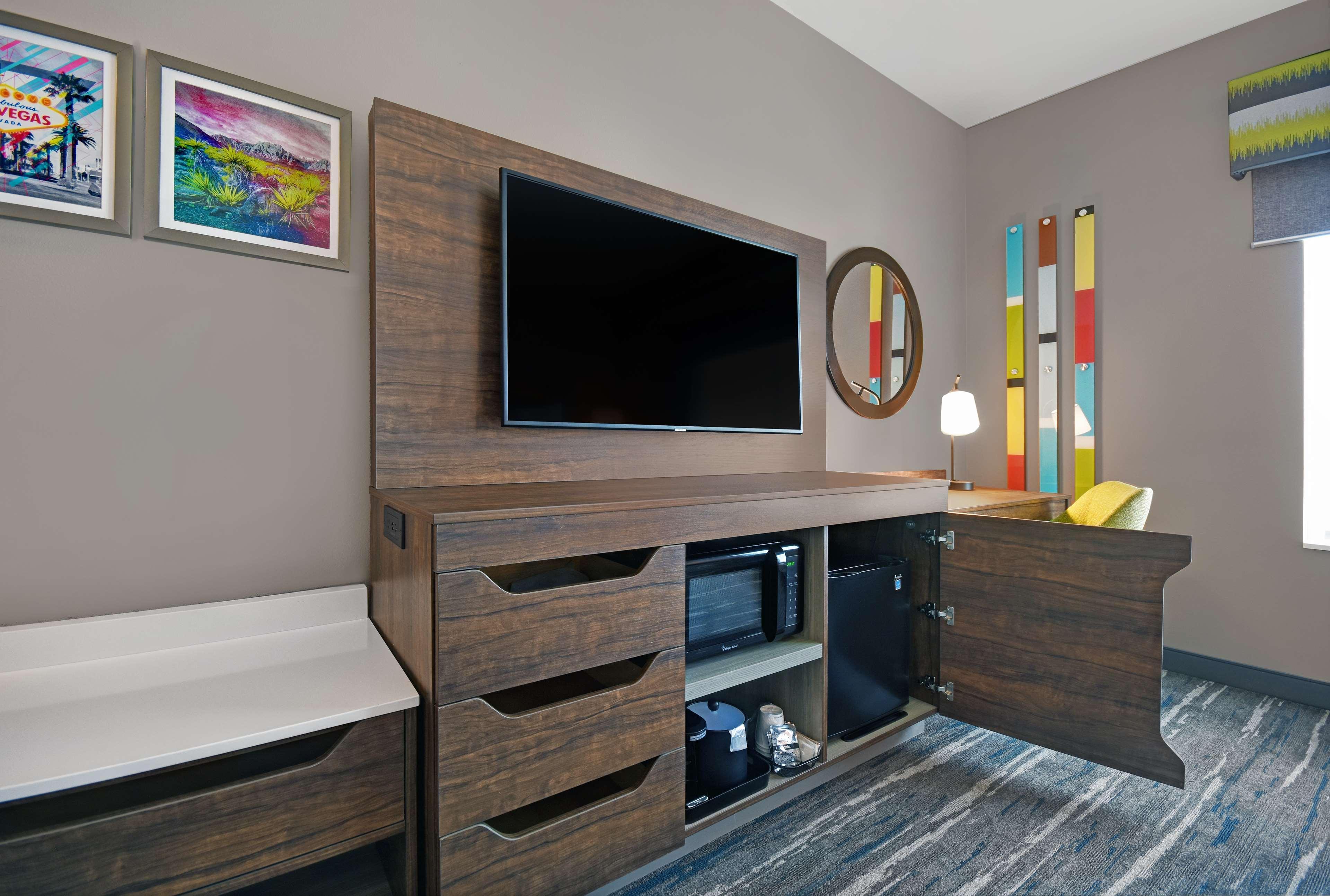 Hampton Inn Las Vegas Strip South, Nv 89123 Экстерьер фото
