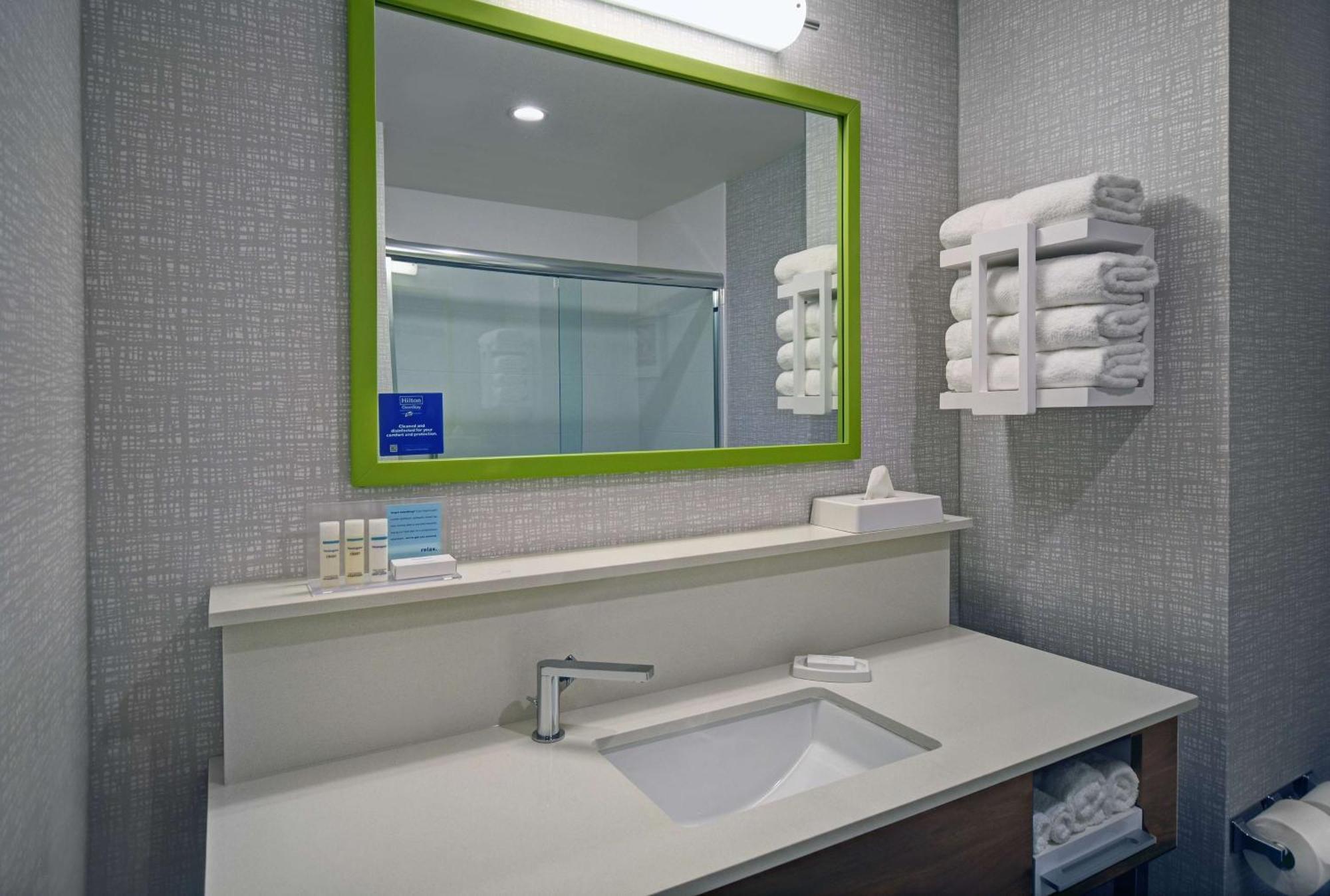 Hampton Inn Las Vegas Strip South, Nv 89123 Экстерьер фото