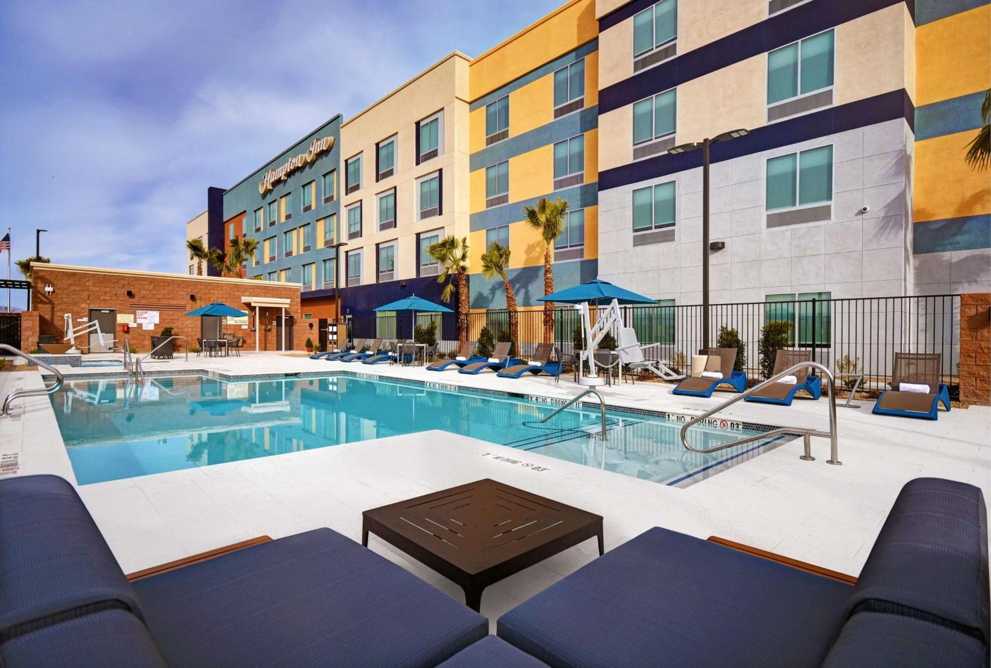 Hampton Inn Las Vegas Strip South, Nv 89123 Экстерьер фото